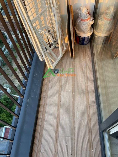 Tirane, jepet me qera apartament 1+1+Ballkon+post Parkimi, i pa banuar me pare 800 € (Rruga Riza Cerova)