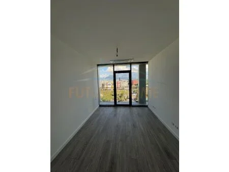 Tirane, jepet me qera apartament 2+1 Kati 9, 125 m² 1.800 € 