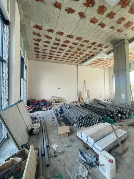 Tirane, shitet ambjent biznesi , 151 m² 630.000 € 