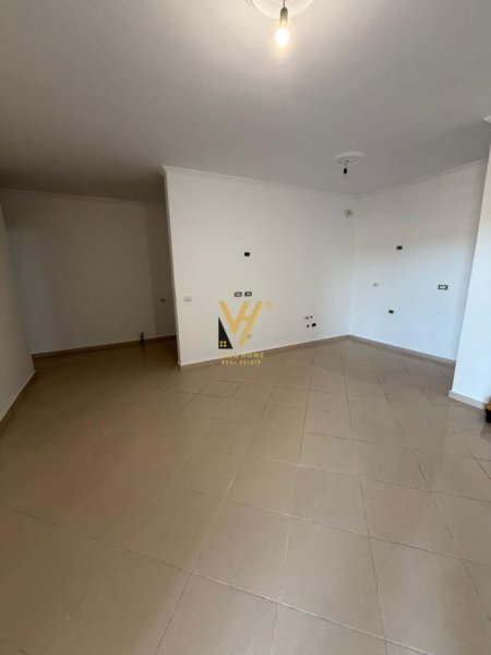 Fier, shitet apartament 2+1+Ballkon Kati 7, 110 m² 88.000 € (FIER)