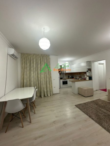 Tirane, jepet me qera apartament 1+1+Ballkon Kati 1, 65 m² 47 000 Leke(Kopshti Botanik)