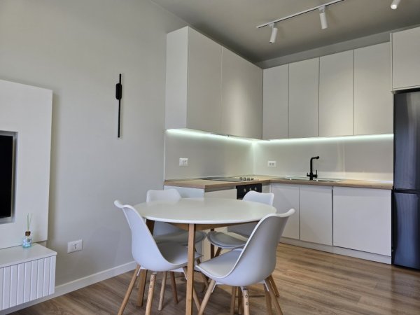 Tirane, shitet apartament 2+1+Ballkon Kati 2, 85 m² 230.000 € (Kodra e Diellit)