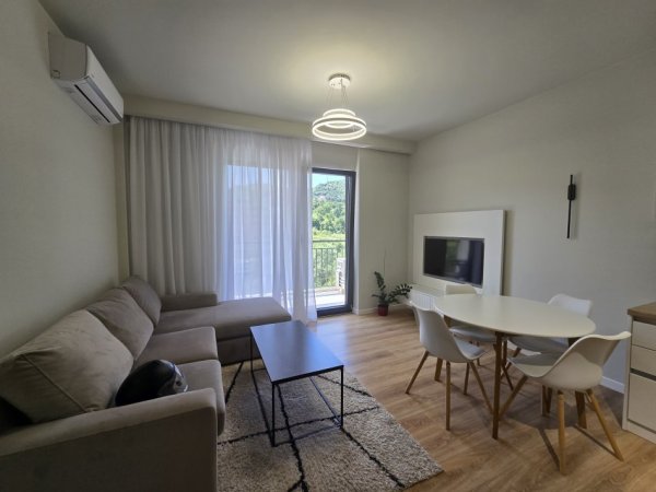 Tirane, shitet apartament 2+1+Ballkon Kati 2, 85 m² 230.000 € (Kodra e Diellit)