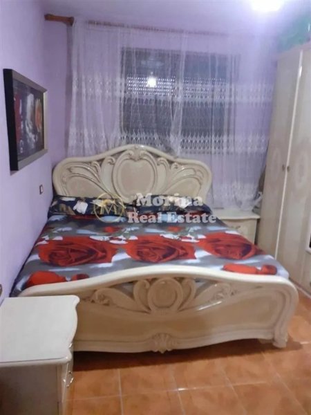 Tirane, jepet me qera apartament 1+1 Kati 2, 55 m² 400 € (Kinostudio)