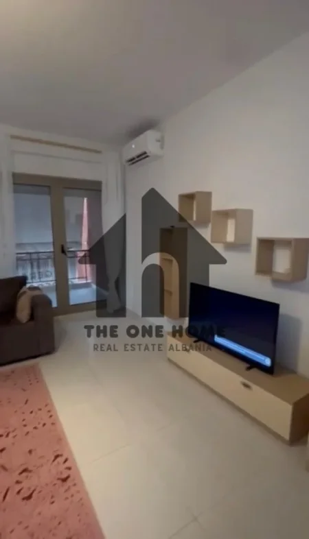 Tirane, jepet me qera apartament 1+1+Ballkon Kati 2, 74 m² 550 € (Komp. Delijorgji)