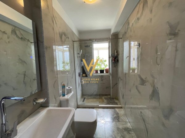 Tirane, jepet me qera apartament 3+1+Ballkon Kati 2, 125 m² 1.000 € (BLLOK)
