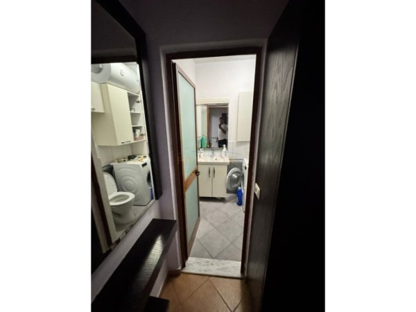 Tirane, shitet apartament 2+1 Kati 2, 100 m² 140.000 € (Unaza e Re, Tirane)