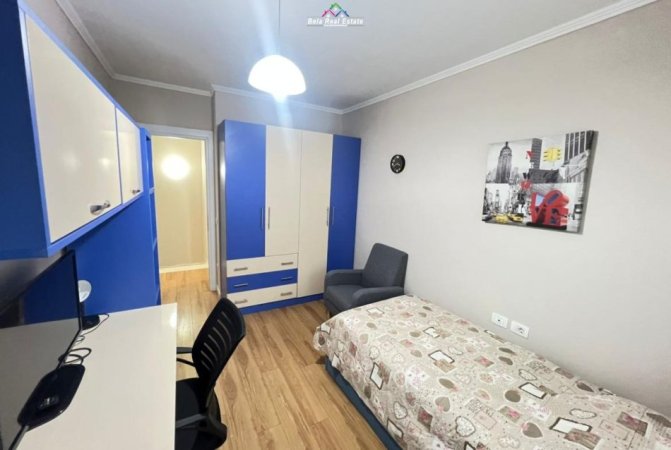 Tirane, jepet me qera apartament duplex Dublex Kati 1, 110 m² 700 € (Kodra e Diellit 2)
