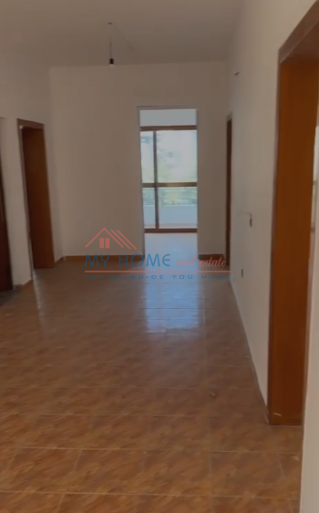 Tirane, jepet me qera apartament 5+1+Ballkon Kati 4, 150 m² 4.000 € (Globi)