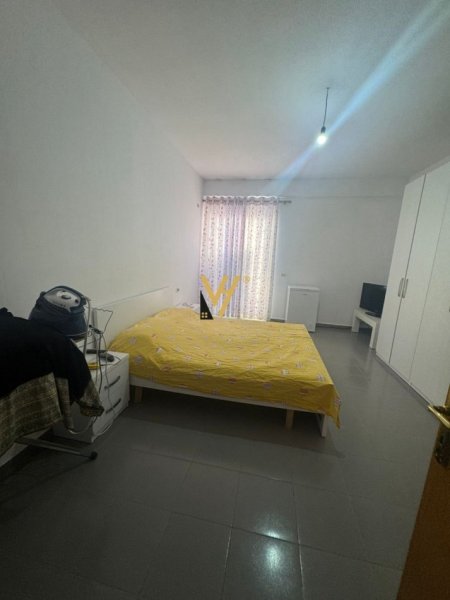 Tirane, shitet apartament 2+1+Ballkon Kati 8, 129 m² 163.000 € (YZBERISHT)