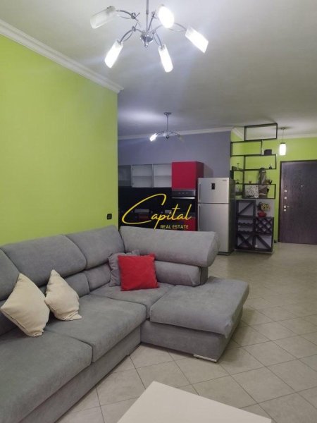 Tirane, jepet me qera apartament 2+1 Kati 3, 90 m² 480 € (YZBERISHT)