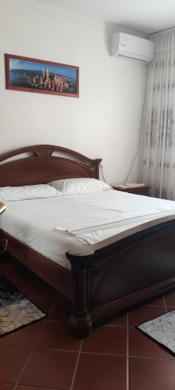 Vlore, jepet me qera nga Pronari, pa-komision apartament 1+1 Kati 4, 64 m² 250 € (Janaq Kilica, Vlore)