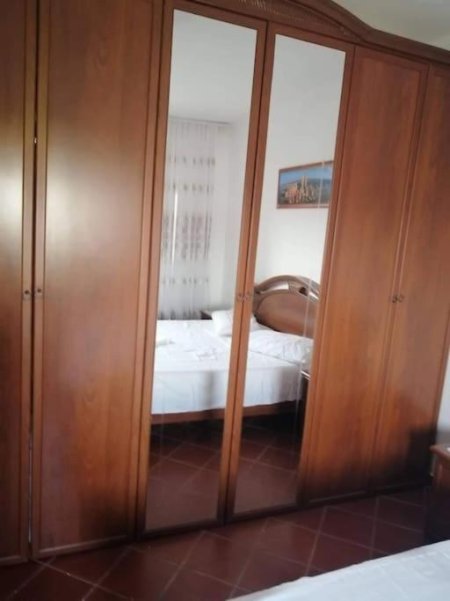 Vlore, jepet me qera nga Pronari, pa-komision apartament 1+1 Kati 4, 64 m² 250 € (Janaq Kilica, Vlore)