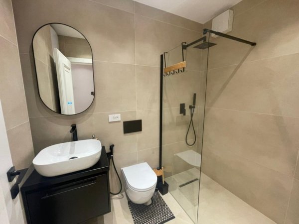 Tirane, shitet apartament 2+1 Kati 5, 98 m² 225.000 € 