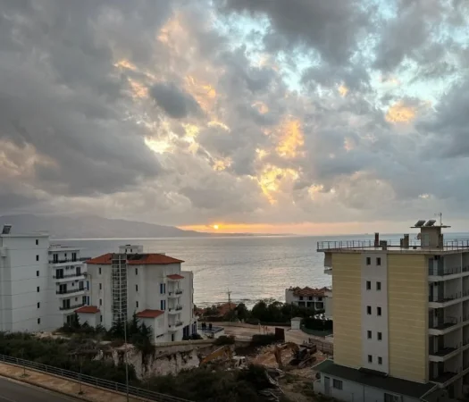 Sarande, shitet apartament 1+1+Ballkon Kati 3, 80 m² 135.000 € (Sarande, Rruga Panorama)