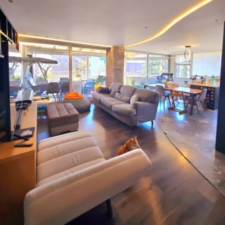 Tirane, shitet apartament 2+1 , 200 m² (ambasada amerikane)