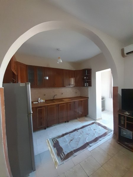 Tirane, jepet me qera apartament 2+1, Kati 5, 100 m² 650 € Rruga ELBASANIT, Tirane