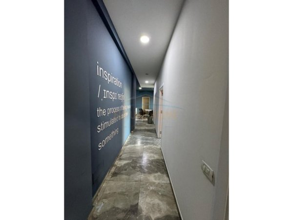Tirane, jepet me qera ambjent biznesi Kati 1, 370 m² 4.000 € (Rezidenca Future Home,Unaza e Re)