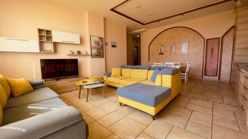Durres, jepet me qera nga Pronari, pa-komision apartament 2+1+Ballkon Kati 0, 103 m² 550 € (Rruga Anastas Durrsaku, afer kishes ortodokse)