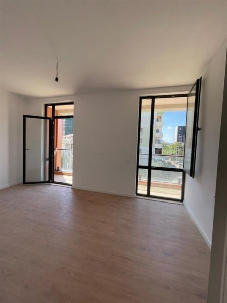 Tirane, shitet apartament 2+1 Kati 3, 125 m² 198.600 € (BULEVARDI RI)