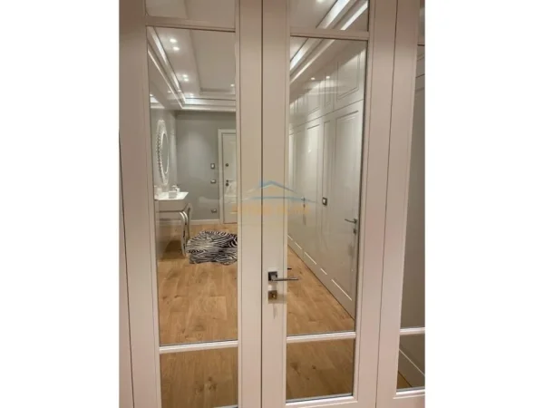 SHITET APARTAMENT MODERN 3+1+2 TEK FUSHA AVIACIONIT