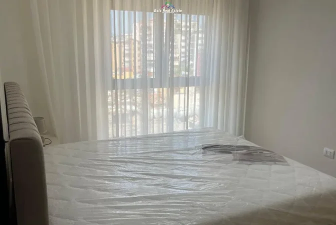 Tirane, jepet me qera apartament 1+1+Ballkon , 65 m² 650 € (Shkolla e Kuqe)