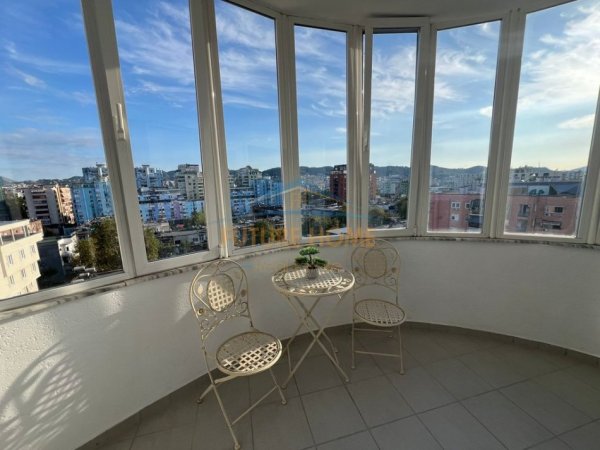 Tirane, jepet me qera apartament 2+1+Ballkon Kati 9, 74 m² 1.050 € (Myslym Shyri)