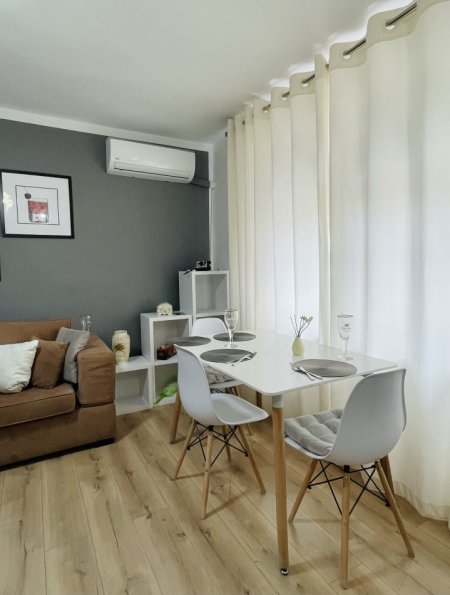 Tirane, jepet me qera nga Pronari, pa-komision apartament 1+1 Kati 3, 55 m² 650 € (Rruga Abdulla Keta)