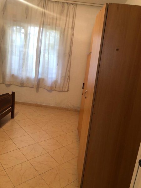 Tirane, jepet me qera apartament 2+1 , 500 € 