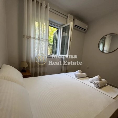 Tirane, jepet me qera apartament 2+1+Ballkon Kati 1, 87 m² 700 € (Rruga Fortuzi)