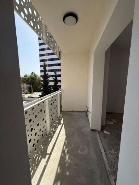Tirane, shitet apartament 1+1+Ballkon , 71 m² 185.000 € 