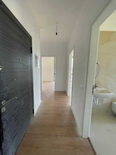 Tirane, shitet apartament 2+1+Aneks+Ballkon Kati 3, 126 m² 198.600 € (Bulevardi i Ri)