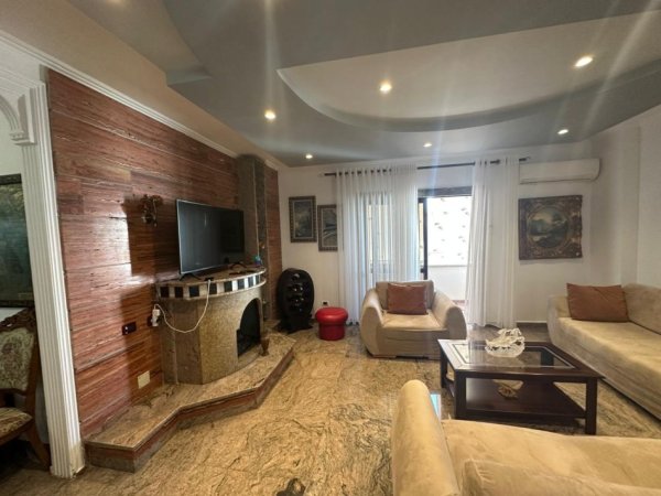 Tirane, jepet me qera apartament 2+1 Kati 6, 113 m² 900 € (Galeria)