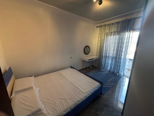 Tirane, jepet me qera apartament 2+1 Kati 6, 113 m² 900 € (Galeria)