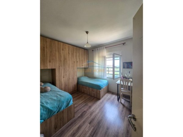 Tirane, shitet apartament 1+1+Aneks+Ballkon Kati 6, 91 m² 165.000 € 