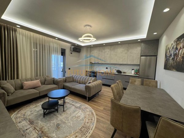 Tirane, shitet apartament 1+1+Aneks+Ballkon Kati 6, 91 m² 165.000 € 