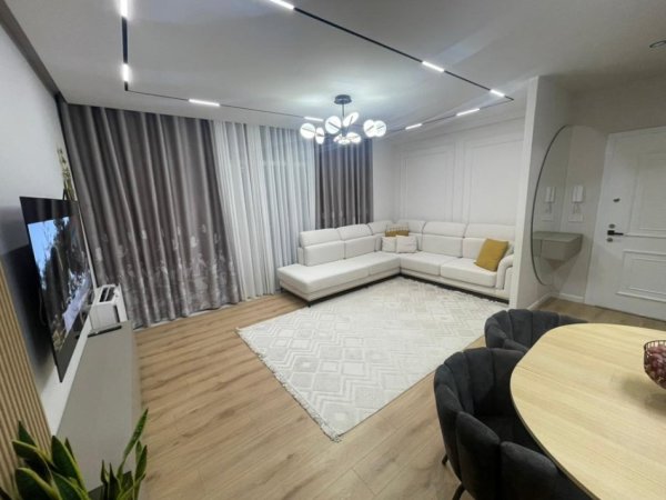 Tirane, shitet apartament 2+1+Ballkon Kati 5, 98 m² 225.000 € (Rruga Jordan Misja)