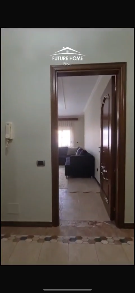 Tirane, shitet apartament 3+1 Kati 3, 138 m² 295.000 € (Blv Zogi l)