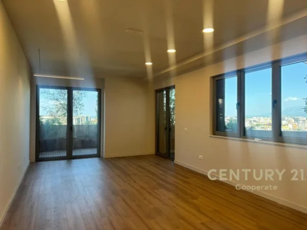 Tirane, jepet me qera zyre Kati 10, 113 m² 2.500 € (PARK RESIDENCE)