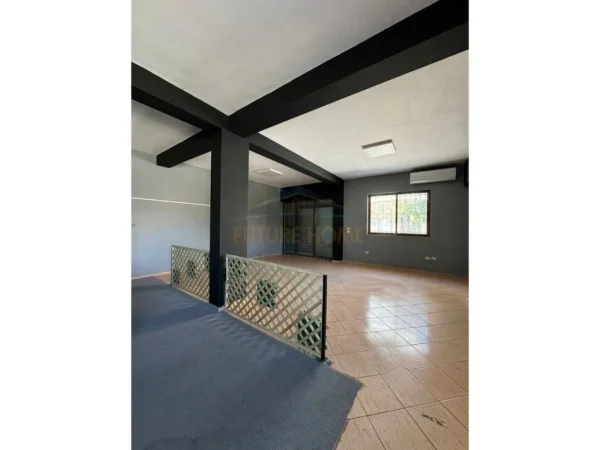 Tirane, jepet me qera ambjent biznesi Kati 0, 85 m² 450 € (MISTO MAME , Rruga Bego Hoxha)