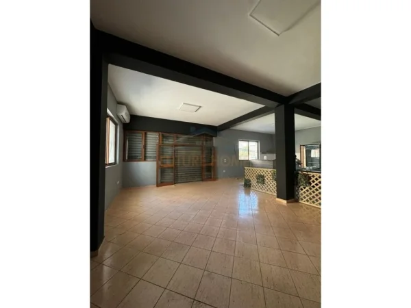 Tirane, jepet me qera ambjent biznesi Kati 0, 85 m² 450 € (MISTO MAME , Rruga Bego Hoxha)