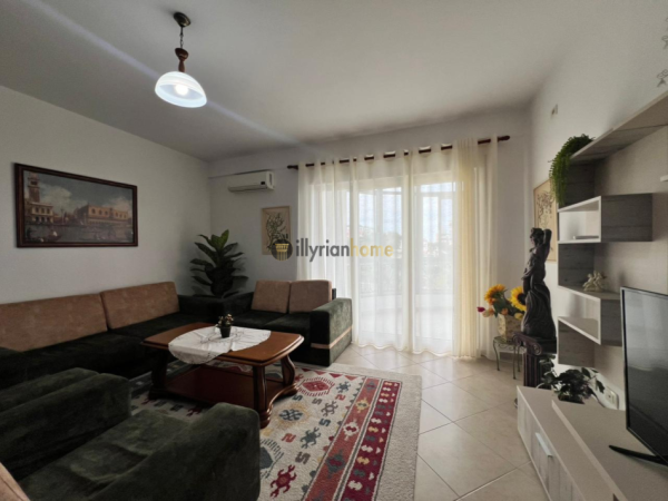 Tirane, jepet me qera apartament 2+1+Ballkon , 105 m² 750 € (Kopshti Zoologjik)