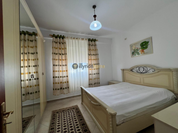 Tirane, jepet me qera apartament 2+1+Ballkon , 105 m² 750 € (Kopshti Zoologjik)