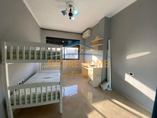 Tirane, jepet me qera apartament 2+1 Kati 8, 95 m² 500 € (Astir , Prane Viles L)