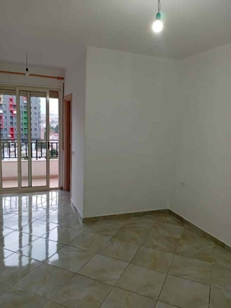Tirane, jepet me qera apartament 2+1+Ballkon Kati 5, 110 m² 400 € (ASTIR TE OZONE)