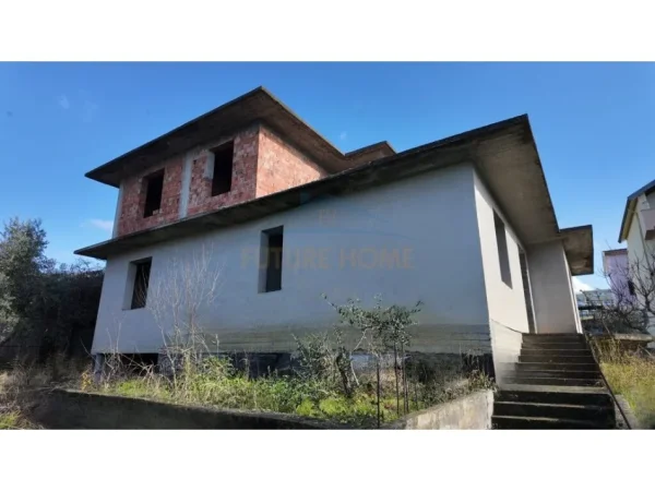 Durres, shitet shtepi 2+1 , 340 m² 170.000 € 