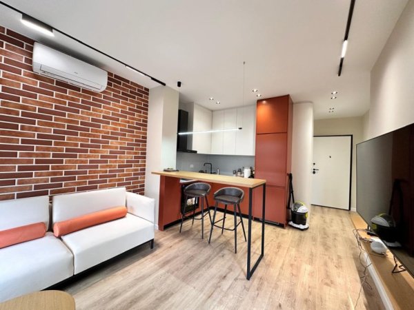 Tirane, jepet me qera apartament 1+1+Ballkon Kati 6, 70 m² 650 € (Rruga Karl Gega, Bulevardi i Ri)