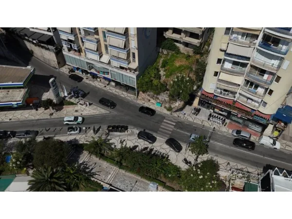 Sarande, shitet toke ne bregdet , 200 m² 400.000 € (QENDER-SARANDE)