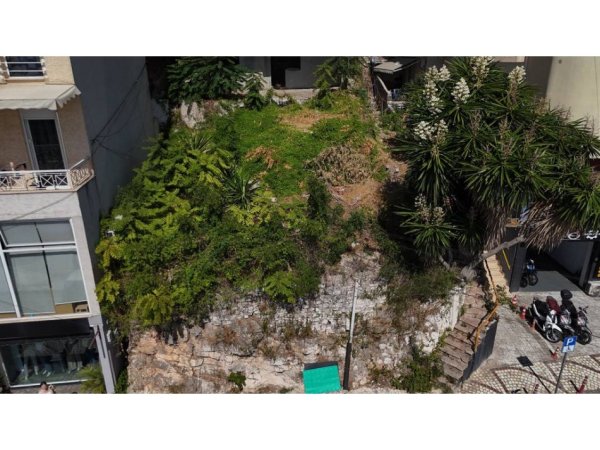 Sarande, shitet toke ne bregdet , 200 m² 400.000 € (QENDER-SARANDE)