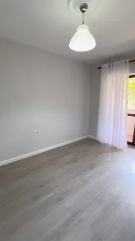 Tirane, jepet me qera apartament 1+1 Kati 1, 64 m² 500 € (21 dhjetori)